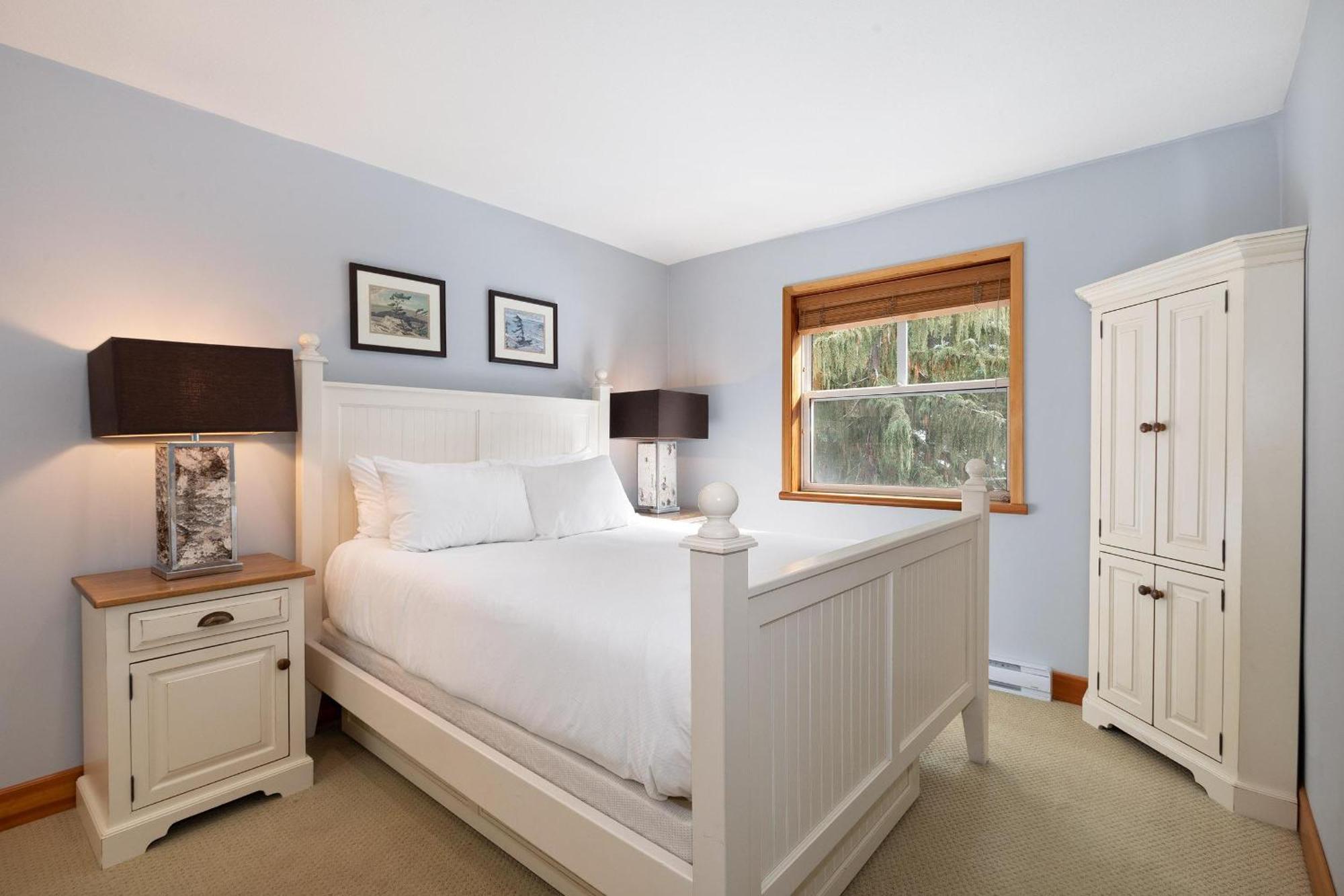 Alpine Greens 8 | Bright Townhome Near Blackcomb, Walk Or Shuttle To Skiing, Secure Parking Уистлер Экстерьер фото